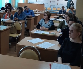 Заседание общественного муниципального Совета по работе с семьями, оказавшимися в социально опасном положении.