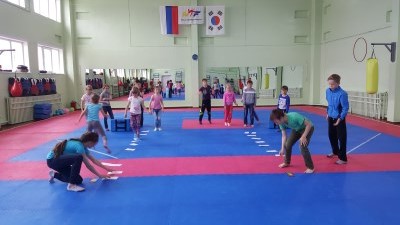 В Невельске госавтоинспекторы провели спортивную эстафету «Дорога – дети - спорт».