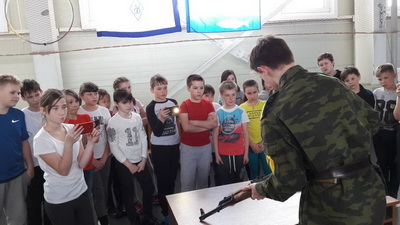 В рамках «Недели мужества» сотрудники ОМВД города Невельска провели спортивное соревнование.