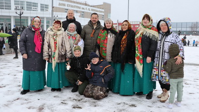 Масленица идет, за собой весну ведёт.