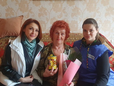 Активисты поздравили бывших узников фашистских концлагерей. Активисты поздравили бывших узников фашистских концлагерей.